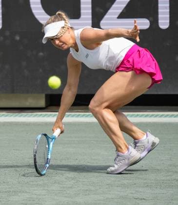 TENNIS 2025: Credit One Charleston Open APRIL 03 April 3, 2025: Yulia Putintseva (KAZ) loses to Amanda Anisimova (USA) 6-4, 6-4 in the first set, at the Credit One Charleston Open being played at Credit One Staduim in Charleston, South Carolina, {USA} Ã‚ÂLeslie Billman Tennisclix (Credit Image: Â Leslie Billman Cal Media) Charleston South Carolina USA EDITORIAL USE ONLY Copyright: xx ZUMA-20250403_zma_c04_012.jpg LesliexBillmanx csmphotothree372386