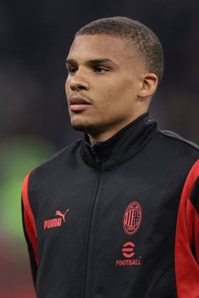 Milan, Italy, 2nd April 2025. Malick Thiaw of AC Milan looks on during the line up prior to kick off in the Coppa Italia match at Giuseppe Meazza, Milan. Picture credit should read: Jonathan Moscrop Sportimage EDITORIAL USE ONLY. No use with unauthorised audio, video, data, fixture lists, club league logos or live services. Online in-match use limited to 120 images, no video emulation. No use in betting, games or single club league player publications. SPI_097_JM_MILAN_INTER_CI_ SPI-3798-0098