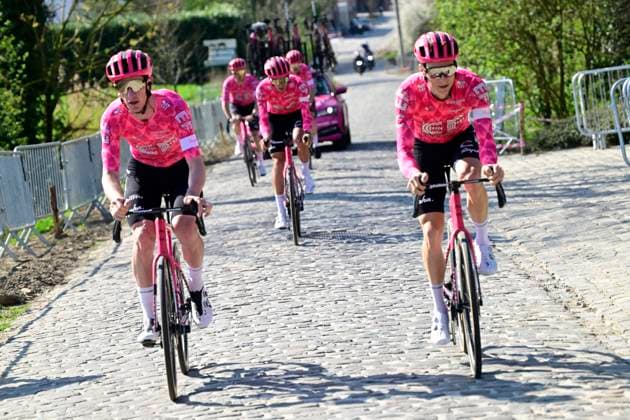 Ronde van Vlaanderen 2025 Training Session OUDENAARDE, BELGIUM - April 4 : Powless Neilson (USA) of EF Education - EasyPost and Sweeny Harry (AUS) of EF Education - EasyPost pictured during a training session prior to the 109th edition of the Ronde van Vlaanderen, an UCI World Tour cycling race for Men Elite with start in Bruges and finish in Oudenaarde after 268,9 km on April 4, 2025 in Oudenaarde, Belgium, 04 04 2025 ( Motordrier Kenny Verfaillie - Oudenaarde Belgium  Copyright: xNicoxVereeckenx