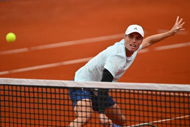 Christopher O Connell vs Marton Fucsovics, Tiriac Open Christopher O Connell of Australia in action against Marton Fucsovics of Hungary during the Tiriac Open game in Bucharest, Romania April 04, 2025. Alex Nicodim Imago Images Copyright: xAlexxNicodimx