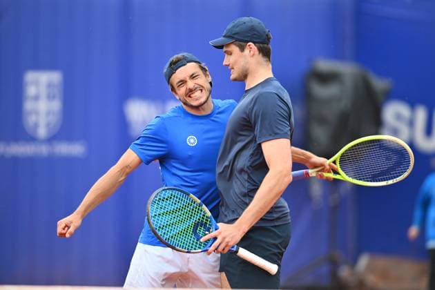 Tiriac Open, Jakob Schnaitter, Mark Wallner, Sander Gille, Jan Zielinski Jakob Schnaitter and Mark Wallner of Germany in action against Sander Gille of Belgium and Jan Zielinski of Poland during the Tiriac Open double match in Bucharest, Romania April 04, 2025. Alex Nicodim Imago Images Copyright: xAlexxNicodimx