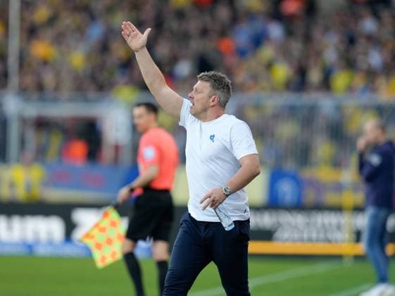 Lukas Kwasnio Head Coach, SC Paderborn 07 GER, Eintracht Braunschweig vs SC Paderborn 07, 2 Bundesliga, Matchday 28, Season 2024 2025, 04 04 2025 DFL REGULATIONS PROHIBIT ANY USE OF PHOTOGRAPHS AS IMAGE SEQUENCES AND OR QUASI VIDEO GER, Eintracht Braunschweig vs SC Paderborn 07, 2 Bundesliga, Matchday 28, Season 2024 2025, 04 04 2025 Braunschweig Copyright: xEibner-Pressefoto ScottxColemanx EP_SCN