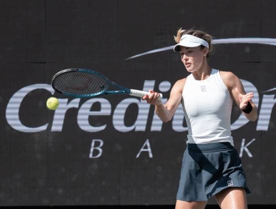 TENNIS 2025: Credit One Charleston Open APRIL 04 April 4, 2025: Anna Kalinskaya (USA) loses to Sofia Kenin (USA) 6-4, 6-3, at the Credit One Charleston Open being played at Credit One Staduim in Charleston, South Carolina, {USA} Ã‚ÂLeslie Billman Tennisclix (Credit Image: Â Leslie Billman Cal Media) Charleston South Carolina USA EDITORIAL USE ONLY Copyright: xx ZUMA-20250404_zma_c04_057.jpg LesliexBillmanx csmphotothree372628