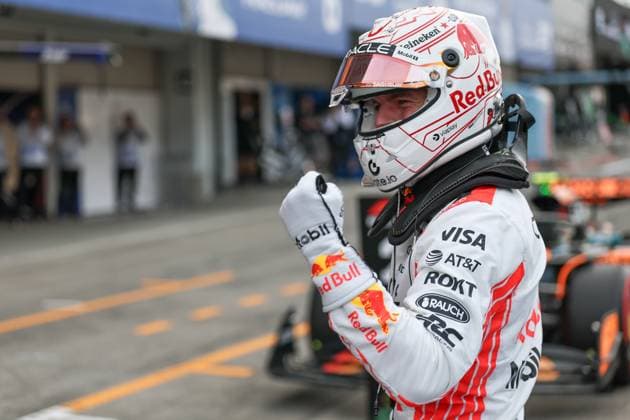 F1 Grand Prix Of Japan - Qualifying Max Verstappen of the Netherlands and Oracle Red Bull Racing celebrates his pole in the parc ferme during Qualifying ahead of the F1 Grand Prix of Japan at Suzuka Circuit in Suzuka, Japan, on April 5, 2025. Suzuka Mie Japan  Copyright: xPaddockerx originalFilename:paddocker-f1grandp250405_npOjF.jpg