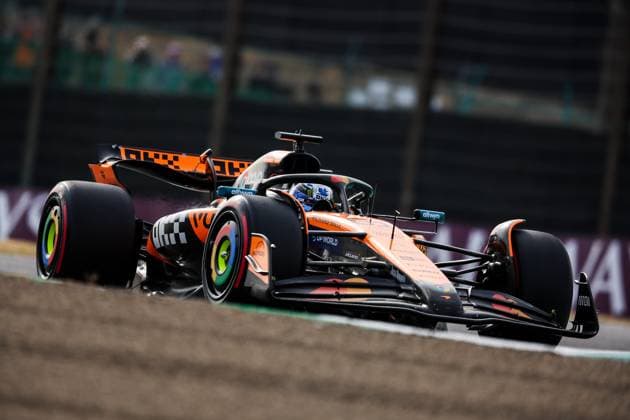 F1 - JAPANESE GRAND PRIX 2025 81 PIASTRI Oscar (aus), McLaren F1 Team MCL39, action during the Formula 1 Lenovo Japanese Grand Prix 2025, 3rd round of the 2025 FIA Formula One World Championship, WM, Weltmeisterschaft from April 4 to 6, 2025 on the Suzuka Circuit, in Suzuka, Japan - SuzukaJapan  Copyright: xEricxAlonsox