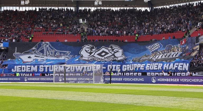 05 04 2025 Soccer Season 2024 2025 2 Soccer Bundesliga 28 Matchday 1 FC Nürnberg FCN Club Hamburger SV HSV Sportfoto Zink DaMa xdaxmax DFL regulations prohibit any use of photographs as image sequences and or quasi video only for editorial use Symbolbild Symbol photo Feature Impression Choreography of the spectators Audience Fans of Hamburger SV HSV before the start of the match