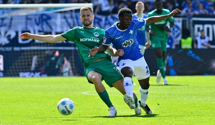05 04 2025 Soccer Season 2024 2025 2 Soccer Bundesliga 28 Matchday SV Darmstadt 98 Lilien SpVgg Greuther Fürth Kleeblatt Sportfoto Zink xwoxzix DFL regulations prohibit any use of photographs as image sequences and or quasi video only for editorial use Dennis Srbeny 7, SpVgg Greuther Fürth Matondo Merveille Papela 21, SV Darmstadt 98 D98 SV98