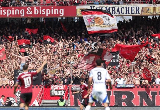 05 04 2025 Soccer Season 2024 2025 2 Soccer Bundesliga 28 Matchday 1 FC Nürnberg FCN Club Hamburger SV HSV Sportfoto Zink DaMa xdaxmax DFL regulations prohibit any use of photographs as image sequences and or quasi video only for editorial use Clubfan Clubfans FCN Fans Fans cheer on Team Team FCN