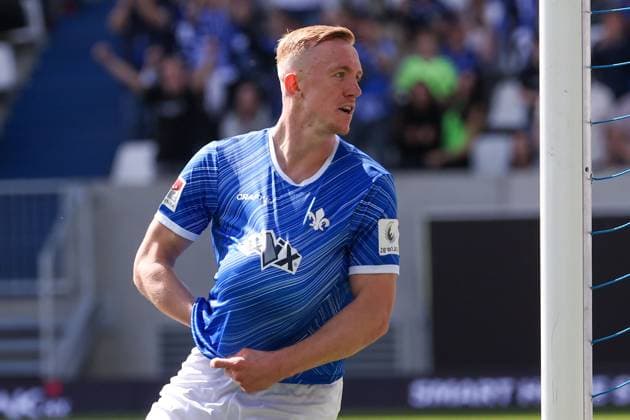 2025 04 05 xJFAx 2 Bundesliga SV Darmstadt 98 SpVgg Greuther Fürth v l , Isac Alexi Sivert Lidberg SV Darmstadt 98 Torjubel, Goal celebration, celebrate the goal DFL DFB REGULATIONS PROHIBIT ANY USE OF PHOTOGRAPHS as IMAGE SEQUENCES and or QUASI VIDEO Copyright: JoaquimxFerreira