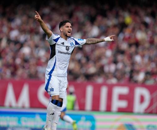 Ludovit Reis Hamburger SV, 14 gestures towards the fans GER, 1 FC Nuernberg vs Hamburger SV, 2 Bundesliga, 28 Matchday, Season 2024 2025, 05 04 2025 DFL REGULATIONS PROHIBIT ANY USE OF PHOTOGRAPHS AS IMAGE SEQUENCES AND OR QUASI VIDEO GER, 1 FC Nuernberg vs Hamburger SV, 2 Bundesliga, 28 Matchday, Season 2024 2025, 05 04 2025 Nuernberg Copyright: xEibner-Pressefoto ScottxColemanx EP_SCN
