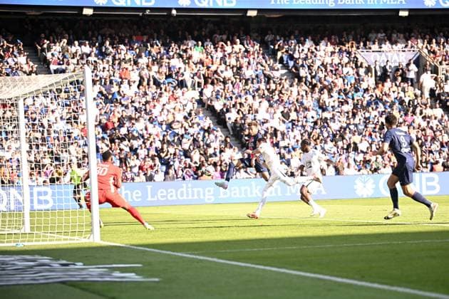 Paris Saint-Germain v Angers SCO - Ligue 1 McDonald s 2024 2025 14 Desire DOUE (psg) during Ligue 1 McDonald s match between Paris and Angers at Parc des Princes on April 5, 2025 in Paris, France. Paris France  Copyright: xFEPx 776304742