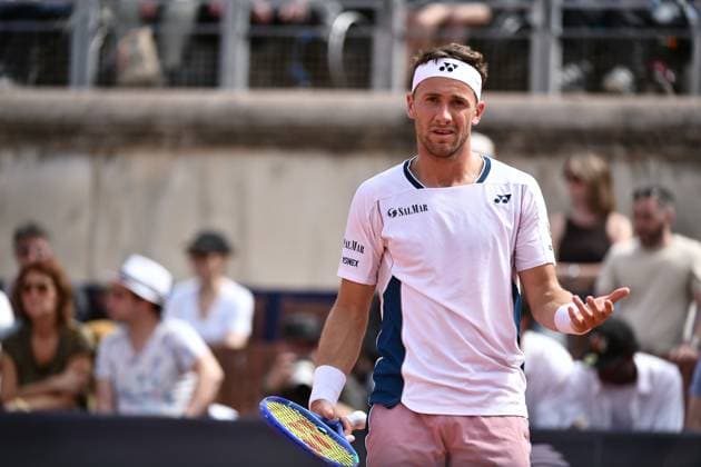 TENNIS : Bastide Medical UTS Nimes - 05 04 2025 NIMES, FRANCE : Casper RUUD Â« The Ice Man Â» (NOR) vs. Andrey RUBLEV Â« Rublo Â» lors de la demi-finale du Bastide Medical UTS Nimes, 2eme evenement du tournoi 2025 de l™Ultimate Tennis Showdown, le 5 avril 2025. NimesFrance  Copyright: xValentinaxClaretx
