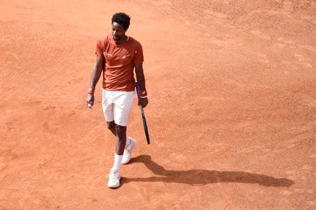 TENNIS : Bastide Medical UTS Nimes - 05 04 2025 NIMES, FRANCE : Gael MONFILS Â« La Monf Â» (FRA) vs. Ugo HUMBERT Â« The Commander Â» (FRA) lors du Bastide Medical UTS Nimes, 2eme evenement du tournoi 2025 de l™Ultimate Tennis Showdown, le 5 avril 2025. NimesFrance  Copyright: xValentinaxClaretx