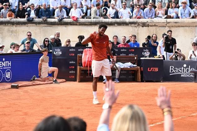 TENNIS : Bastide Medical UTS Nimes - 05 04 2025 NIMES, FRANCE : Gael MONFILS Â« La Monf Â» (FRA) vs. Ugo HUMBERT Â« The Commander Â» (FRA) lors du Bastide Medical UTS Nimes, 2eme evenement du tournoi 2025 de l™Ultimate Tennis Showdown, le 5 avril 2025. NimesFrance  Copyright: xValentinaxClaretx