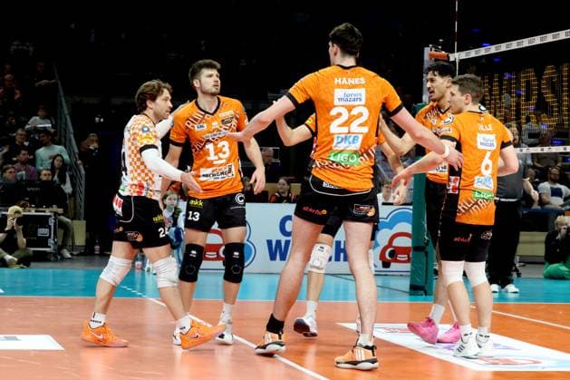 DEU, DVV, 1 VBL, BR Volleys vs Helios Grizzlys Giesen, 05 04 2025, Max Schmeling Halle, Berlin, DEU, DVV, 1 VBL, BR Volleys vs Helios Grizzlys Giesen, in the picture BR Volleys player circle Photo Juergen Engler nordphoto GmbH nordphotoxGmbHx xEngler nph00076