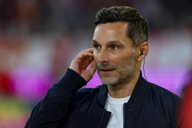 Cologne, Germany, 05 04 25 Coach Stefan Leitl Hertha BSC looks on during the 2 Bundesliga match between 1 FC Cologne vs Hertha BSC Berlin at RheinEnergie Stadion Cologne RheinEnergie Stadion North Rhine Westphalia Germany Copyright: xBrauer-Fotoagenturx xAdrianxSchlx