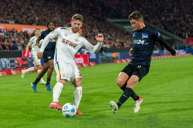 05 04 2025, Soccer 2 Bundesliga, Season 2024 2025, Matchday 28, 1 FC Koeln Hertha BSC at RheinEnergieStadion in Koeln duel between Jan Thielmann 1 FC Koeln, 29 and Diego Demme Hertha BSC Berlin, 06 Important note In accordance with the regulations of the DFL German Football League and the DFB German Football Association, it is prohibited to utilize or have utilized photographs taken in the stadium or of the match in the form of sequential images or video-like photo series Foto Kirchner Media Thomas Haesler Copyright: xKirchner-Media ThomasxHaeslerx