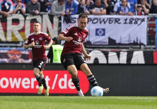 05 04 2025 Soccer Season 2024 2025 2 Soccer Bundesliga 28 Matchday 1 FC Nürnberg FCN Club Hamburger SV HSV Sportfoto Zink DaMa xdaxmax DFL regulations prohibit any use of photographs as image sequences and or quasi video only for editorial use Julian Justvan 10, 1 FC Nürnberg FCN Freisteller Einzelbild