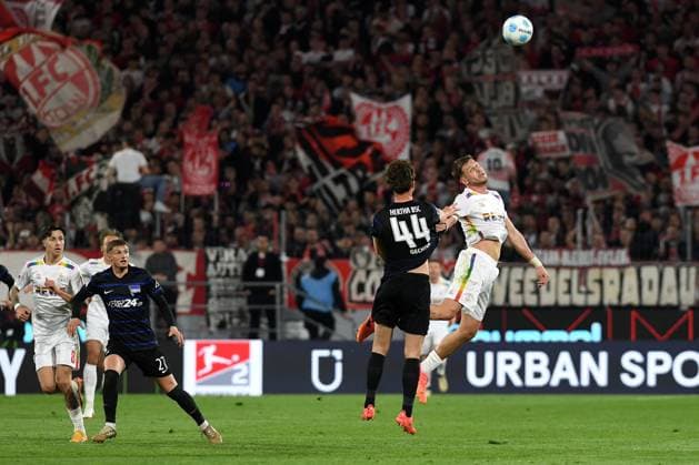 Linus Gechter Hertha BSC Berlin and Imad Rondic 1 FC Koeln battle for the ball during the 2 Bundesliga match between 1 FC Köln and Hertha BSC Berlin at RheinEnergieStadion on April 05, 2025 in Cologne, Germany, Germany Photo by Ralf Treese DeFodi Images Linus Gechter Hertha BSC Berlin and Imad Rondic 1 FC Koeln battle for the ball during the 2 Bundesliga match between 1 FC Köln and Hertha BSC Berlin at RheinEnergieStadion on April 5, 2025 in Cologne, Germany Photo by Ralf Treese DeFodi Images DFB DFL REGULATIONS PROHIBIT ANY USE OF PHOTOGRAPHS AS IMAGE SEQUENCES AND OR QUASI VIDEO Photo by Ralf Treese DeFodi Images