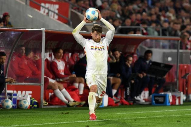 Jan Thielmann 1 FC Koeln throw in during the 2 Bundesliga match between 1 FC Köln and Hertha BSC Berlin at RheinEnergieStadion on April 05, 2025 in Cologne, Germany Photo by Ralf Treese DeFodi Images Jan Thielmann 1 FC Koeln throw in during the 2 Bundesliga match between 1 FC Köln and Hertha BSC Berlin at RheinEnergieStadion on April 5, 2025 in Cologne, Germany Photo by Ralf Treese DeFodi Images DFB DFL REGULATIONS PROHIBIT ANY USE OF PHOTOGRAPHS AS IMAGE SEQUENCES AND OR QUASI VIDEO Photo by Ralf Treese DeFodi Images