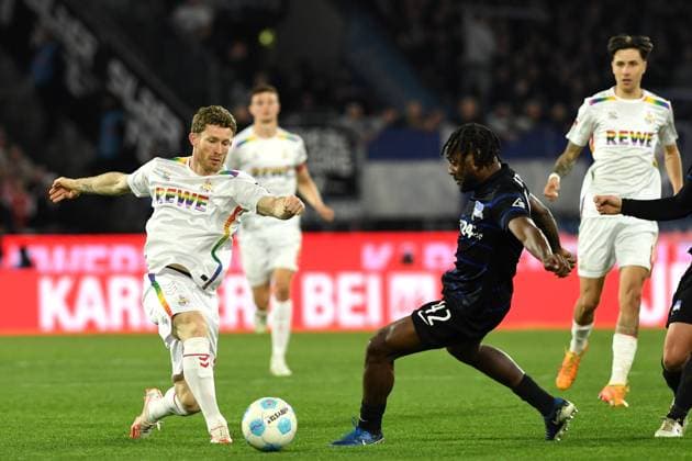 Florian Kainz 1 FC Koeln and Deyovaisio Zeefuik Hertha BSC Berlin battle for the ball during the 2 Bundesliga match between 1 FC Köln and Hertha BSC Berlin at RheinEnergieStadion on April 05, 2025 in Cologne, Germany, Germany Photo by Ralf Treese DeFodi Images Florian Kainz 1 FC Koeln and Deyovaisio Zeefuik Hertha BSC Berlin battle for the ball during the 2 Bundesliga match between 1 FC Köln and Hertha BSC Berlin at RheinEnergieStadion on April 5, 2025 in Cologne, Germany Photo by Ralf Treese DeFodi Images DFB DFL REGULATIONS PROHIBIT ANY USE OF PHOTOGRAPHS AS IMAGE SEQUENCES AND OR QUASI VIDEO Photo by Ralf Treese DeFodi Images
