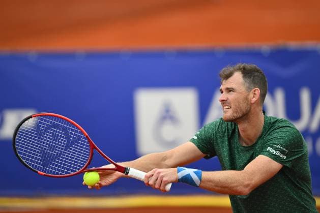 Tiriac Open 2025 - Bucharest ATP, Tennis Herren 250 Jamie Murray of Great Britain and Adam Pavlasek of the Czech Republic play against Andre Goransson of Sweden and Sem Verbeek of the Netherlands during the Tiriac Open doubles match in Bucharest, Romania, on April 4, 2025. Bucharest Romania  Copyright: xAlexxNicodimx originalFilename:nicodim-tiriacop250405_npNJO.jpg