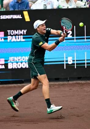 April 5, 2025, Houston, Tx, United States of America: JENSON BROOKSBY during the quarter finals between Tommy Paul (USA) and Jenson Brooksby (USA) in the Men s Clay Court Championships on April 3, 2025 at the River Oaks Country Club in Houston, Texas. Houston United States of America - ZUMAw132 20250405_zap_w132_043 Copyright: xTomxWalkox