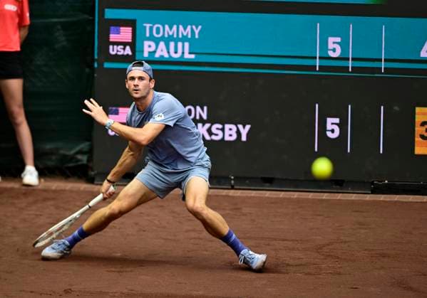 April 5, 2025, Houston, Tx, United States of America: TOMMY PAUL during the quarter finals between Tommy Paul (USA) and Jenson Brooksby (USA) in the Men s Clay Court Championships on April 3, 2025 at the River Oaks Country Club in Houston, Texas. Houston United States of America - ZUMAw132 20250405_zap_w132_056 Copyright: xTomxWalkox