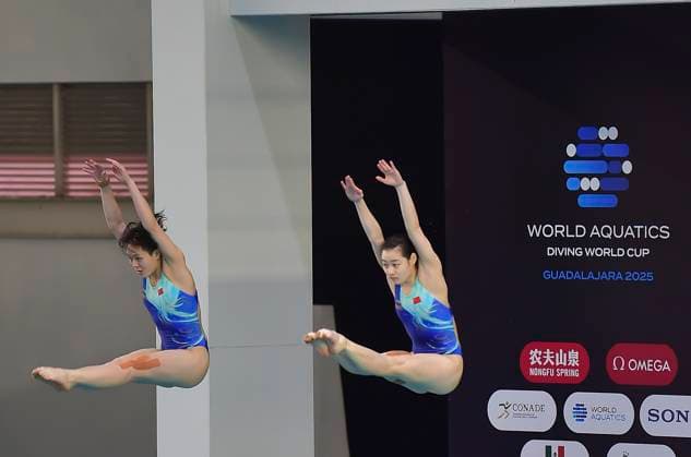 (250406) -- GUADALAJARA, April 6, 2025 -- Chen Yiwen (L) Chang Yani of China compete during the women s 3m synchronized final at the World Aquatics Diving World Cup 2025 in Guadalajara, Jalisco, Mexico, on April 5, 2025. (Photo by Xinhua) (SP)MEXICO-JALISCO-GUADALAJARA-DIVING-WORLD CUP-WOMEN S 3M SYNCHRONIZED-FINAL AlejandroxAcosta 