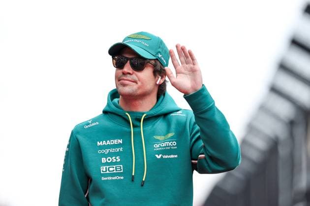 F1 Grand Prix Of Japan Lance Stroll of Canada and the Aston Martin Aramco F1 Team looks on before the F1 Grand Prix of Japan at Suzuka Circuit in Suzuka, Japan, on April 6, 2025. Suzuka Mie Japan  Copyright: xPaddockerx originalFilename:paddocker-f1grandp250406_np5m9.jpg