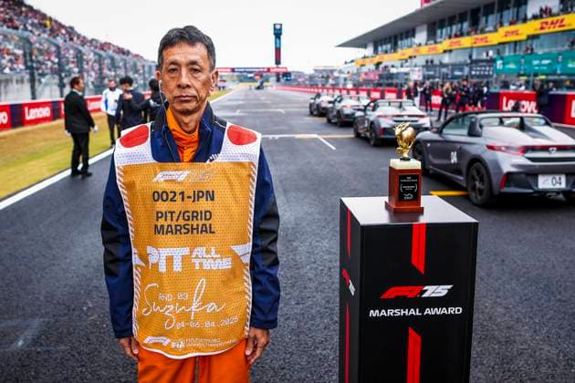 F1 - JAPANESE GRAND PRIX 2025 F1 marshall award during the Formula 1 Lenovo Japanese Grand Prix 2025, 3rd round of the 2025 FIA Formula One World Championship, WM, Weltmeisterschaft from April 4 to 6, 2025 on the Suzuka Circuit, in Suzuka, Japan - SuzukaJapan  Copyright: xEricxAlonsox
