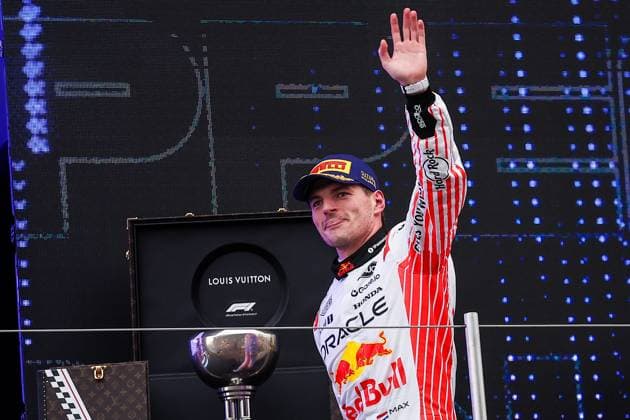 F1 - JAPANESE GRAND PRIX 2025 VERSTAPPEN Max (ned), Red Bull Racing RB21, portrait podium celebration during the Formula 1 Lenovo Japanese Grand Prix 2025, 3rd round of the 2025 FIA Formula One World Championship, WM, Weltmeisterschaft from April 4 to 6, 2025 on the Suzuka Circuit, in Suzuka, Japan - SuzukaJapan  Copyright: xEricxAlonsox