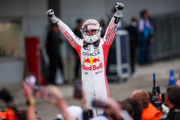 F1 - JAPANESE GRAND PRIX 2025 VERSTAPPEN Max (ned), Red Bull Racing RB21, portrait celebration during the Formula 1 Lenovo Japanese Grand Prix 2025, 3rd round of the 2025 FIA Formula One World Championship, WM, Weltmeisterschaft from April 4 to 6, 2025 on the Suzuka Circuit, in Suzuka, Japan - SuzukaJapan  Copyright: xEricxAlonsox