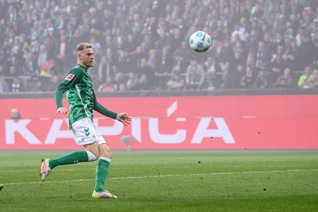 GER, 1 FBL, SV Werder Bremen vs Eintracht Frankfurt 05 04 2025, Weserstadion, Bremen, GER, 1 FBL, SV Werder Bremen vs Eintracht Frankfurt in the picture Marvin Ducksch SV Werder Bremen 07 with the scoring chance nordphotoxGmbHxx xKokenge nph00001