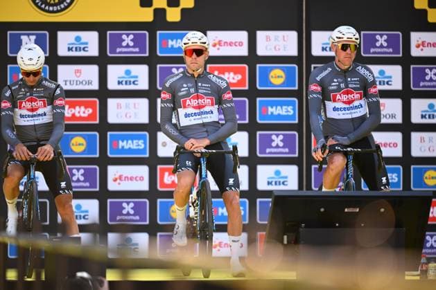 Ronde van Vlaanderen 2025 - Men Elite OUDENAARDE, BELGIUM - APRIL 06 : Alpecin - Deceuninck pictured during the 109th edition of the Ronde van Vlaanderen, an UCI World Tour cycling race for Men Elite with start in Bruges and finish in Oudenaarde after 268,9 km on April 6, 2025 in Oudenaarde, Belgium, 06 04 2025 Oudenaarde Belgium  Copyright: xTomasxSiskx