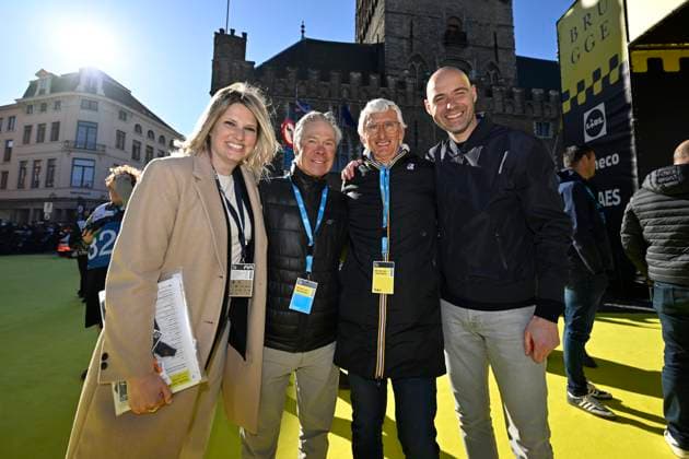 Ronde van Vlaanderen 2025 - Men Elite OUDENAARDE, BELGIUM - APRIL 06 : Team staff pictured during the 109th edition of the Ronde van Vlaanderen, an UCI World Tour cycling race for Men Elite with start in Bruges and finish in Oudenaarde after 268,9 km on April 6, 2025 in Oudenaarde, Belgium, 06 04 2025 ( Motor drive Guy De Vuyst - Oudenaarde Belgium  Copyright: xJanxDexMeuleneirx