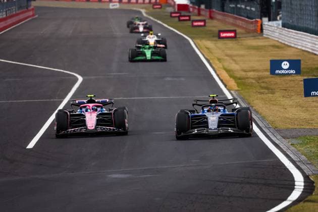F1 - JAPANESE GRAND PRIX 2025 07 DOOHAN Jack (aus), Alpine F1 Team A525, 55 SAINZ Carlos (spa), Williams Racing FW47, action during the Formula 1 Lenovo Japanese Grand Prix 2025, 3rd round of the 2025 FIA Formula One World Championship, WM, Weltmeisterschaft from April 4 to 6, 2025 on the Suzuka Circuit, in Suzuka, Japan - SuzukaJapan Copyright: xFLORENTxGOODENx