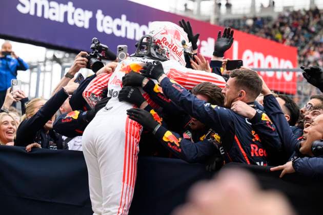 FORMULA 1 LENOVO JAPANESE GRAND PRIX 2025 Kohei Hirota OVERTAKE MAXPPP - Suzuka 06 04 2025 01 VERSTAPPEN Max (nld), Red Bull Racing, portrait during the Formula 1 Lenovo Japanese Grand Prix 2025, the 3rd round of the 2025 FIA Formula 1 World Championship, WM, Weltmeisterschaft at the Suzuka Circuit from April 3 to 6, 2025, in Suzuka, Japan Suzuka Japan  Copyright: xOVERTAKE MAXPPP MAXPPPxKoheixHirotax OVT202504064237 OVT202504064237