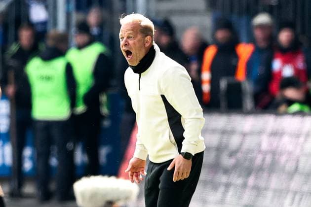 Coach Markus Anfang 1 FC Kaiserslautern 2 Soccer Bundesliga Season 2024 2025 1 FC Magdeburg vs 1 FC Kaiserslautern at the Avnet Arena in Magdeburg Soccer,Man,Men,Germany,06 04 2025