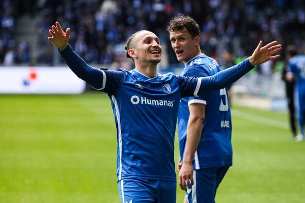 Goal celebration goal scorer Baris Atik 1 FC Magdeburg,23 scores to 2 0 2 Soccer Bundesliga season 2024 2025 1 FC Magdeburg vs 1 FC Kaiserslautern at the Avnet Arena in Magdeburg action,soccer,man,men,Germany,06 04 2025