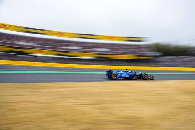 Formula 1 Japanese Grand Prix - Race Day - Suzuka Alexander Albon (Tha) Of Williams Racing 23 during the Formula 1 Lenovo Japanese Grand Prix 2025 on Race Day at the Suzuka International Circuit, Suzuka, Japan on April 6, 2025Photo by Antoine Lapeyre ABACAPRESS.COM Suzuka Japan  Copyright: xLapeyrexAntoine ABACAx