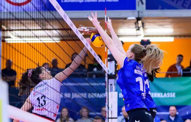 Pauline Martin Allianz MTV Stuttgart, 11 , Bllock successful, Allianz MTV Stuttgart vs Dresdner SC, Volleyball Bundesliga Women, Semifinal Playoff Best 1st of 3 , Season 2024 2025, 06 04 2025 Eibner Pressefoto Andreas Ulmer Allianz MTV Stuttgart vs Dresdner SC, Volleyball Bundesliga Women, Semifinal Playoff Best 1st of 3 , Season 2024 2025, 06 04 2025 Stuttgart Copyright: xEibner-Pressefoto AndreasxUlmerx EP_AUR