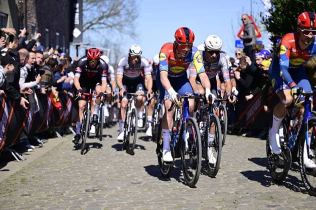 Ronde van Vlaanderen 2025 - Men Elite OUDENAARDE, BELGIUM - APRIL 06 : Pedersen Mads (DEN) of Lidl - Trek pictured during the 109th edition of the Ronde van Vlaanderen, an UCI World Tour cycling race for Men Elite with start in Bruges and finish in Oudenaarde after 268,9 km on April 6, 2025 in Oudenaarde, Belgium, 06 04 2025 ( Motordriver Guy De Vuyst - Oudenaarde Belgium  Copyright: xNicoxVereeckenx
