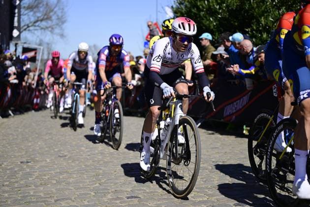 Ronde van Vlaanderen 2025 - Men Elite OUDENAARDE, BELGIUM - APRIL 06 : Lienhard Fabian (SUI) of Tudor Pro Cycling Team pictured during the 109th edition of the Ronde van Vlaanderen, an UCI World Tour cycling race for Men Elite with start in Bruges and finish in Oudenaarde after 268,9 km on April 6, 2025 in Oudenaarde, Belgium, 06 04 2025 ( Motordriver Guy De Vuyst - Oudenaarde Belgium  Copyright: xNicoxVereeckenx