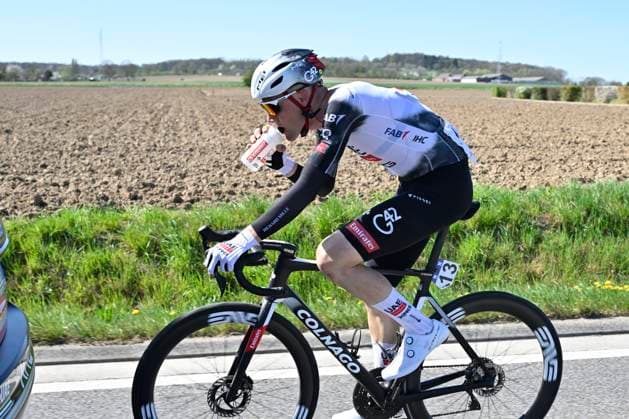 Ronde van Vlaanderen 2025 - Men Elite OUDENAARDE, BELGIUM - APRIL 06 : Wellens Tim (BEL) of UAE Team Emirates pictured during the 109th edition of the Ronde van Vlaanderen, an UCI World Tour cycling race for Men Elite with start in Bruges and finish in Oudenaarde after 268,9 km on April 6, 2025 in Oudenaarde, Belgium, 06 04 2025 ( Motor drive Guy De Vuyst - Oudenaarde Belgium  Copyright: xJanxDexMeuleneirx
