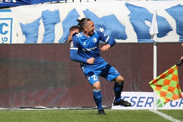 06 04 2025, xmohx, Fußball 2 Bundesliga, 1 FC Magdeburg 1 FC Kaiserslautern v l Torjubel nach dem Tor zum celebrating the goal celebrate 1 0 durch Baris Atik 1 FC Magdeburg DFL DFB REGULATIONS PROHIBIT ANY USE OF PHOTOGRAPHS as IMAGE SEQUENCES and or QUASI VIDEO Magdeburg