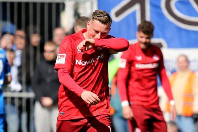 06 04 2025, xmohx, Soccer 2 Bundesliga, 1 FC Magdeburg 1 FC Kaiserslautern v l Marlon Ritter 1 FC Kaiserslautern Disappointed, sad, frustrated DFL DFB REGULATIONS PROHIBIT ANY USE OF PHOTOGRAPHS as IMAGE SEQUENCES and or QUASI VIDEO Magdeburg