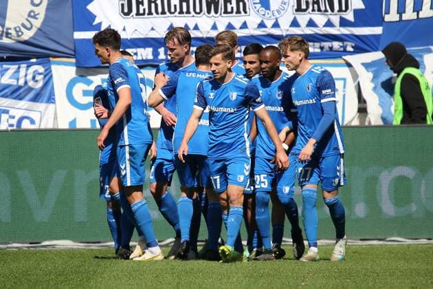 06 04 2025, xmohx, Fußball 2 Bundesliga, 1 FC Magdeburg 1 FC Kaiserslautern v l Torjubel nach dem Tor zum celebrating the goal celebrate 1 0 durch Baris Atik 1 FC Magdeburg DFL DFB REGULATIONS PROHIBIT ANY USE OF PHOTOGRAPHS as IMAGE SEQUENCES and or QUASI VIDEO Magdeburg