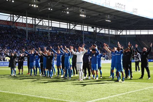 06 04 2025, xmohx, Soccer 2 Bundesliga, 1 FC Magdeburg 1 FC Kaiserslautern v l jubilation, joy about the victory at Magdeburg DFL DFB REGULATIONS PROHIBIT ANY USE OF PHOTOGRAPHS as IMAGE SEQUENCES and or QUASI VIDEO Magdeburg