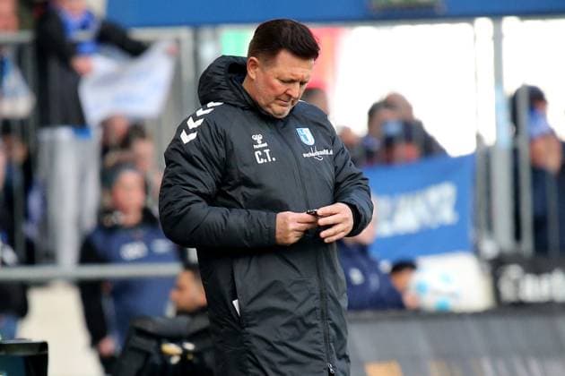 06 04 2025, xmohx, Soccer 2 Bundesliga, 1 FC Magdeburg 1 FC Kaiserslautern v l Coach Coach Christian Titz 1 FC Magdeburg DFL DFB REGULATIONS PROHIBIT ANY USE OF PHOTOGRAPHS as IMAGE SEQUENCES and or QUASI VIDEO Magdeburg